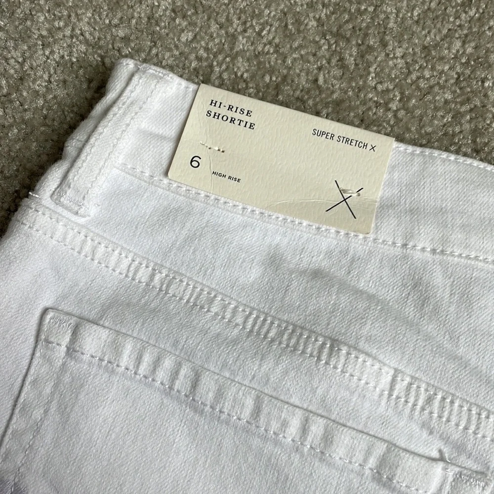 American Eagle Hi-Rise Shortie Jean Shorts - Picture 4 of 4